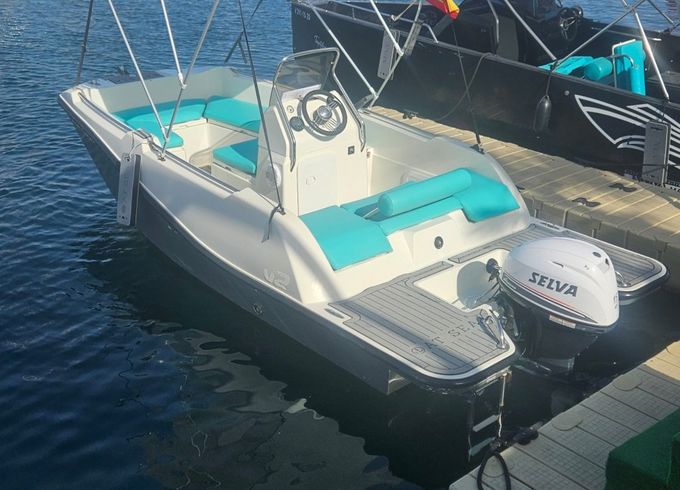 V2 BOATS 5.0 SPORT