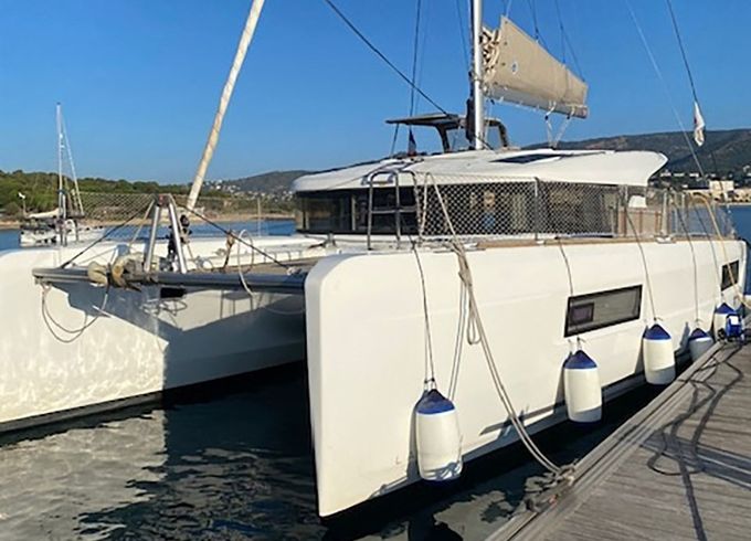 Lagoon 40