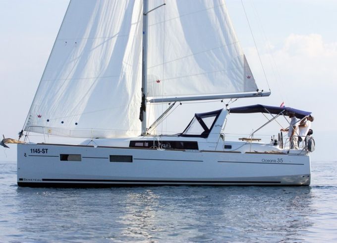 Bénéteau Oceanis 35