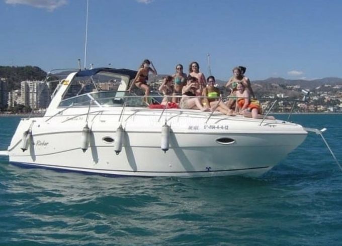 Rinker 310 FIESTA VEE