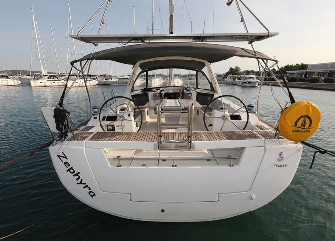 Bénéteau Oceanis 45