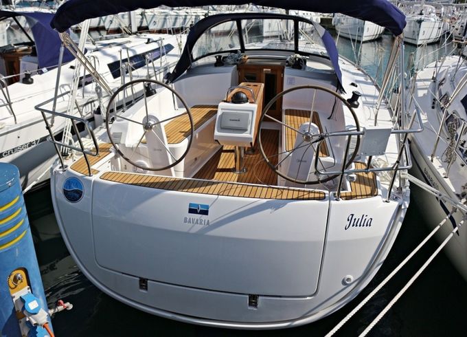Bavaria Cruiser 37