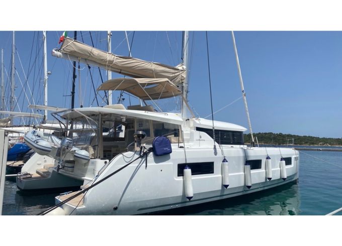 Lagoon 46