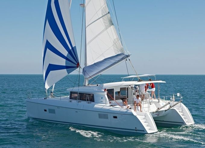 Lagoon 421