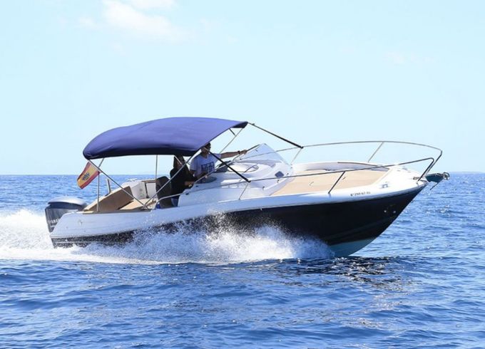 Bénéteau Cap Camarat 7.5 CC