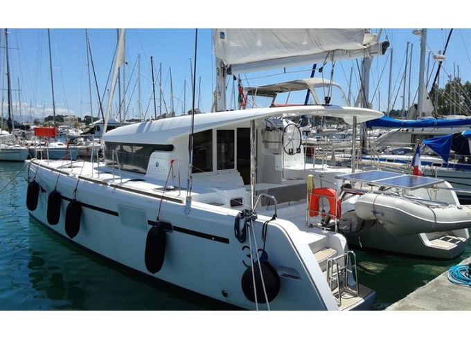 Lagoon 39
