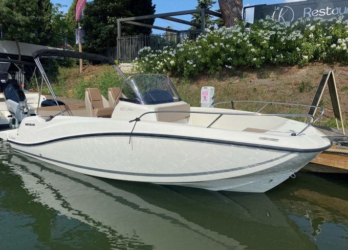 Quicksilver Activ 605 Open