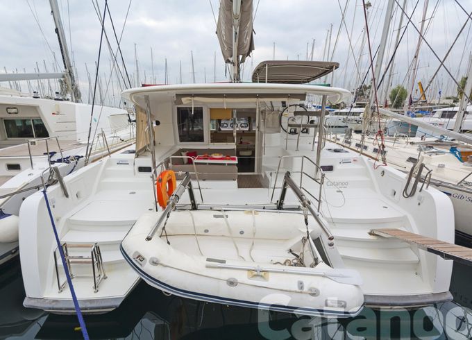 Lagoon 39