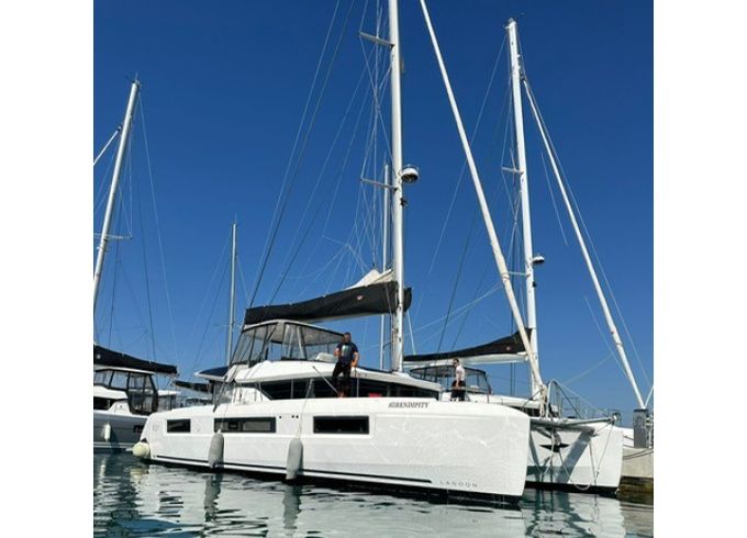Lagoon 51