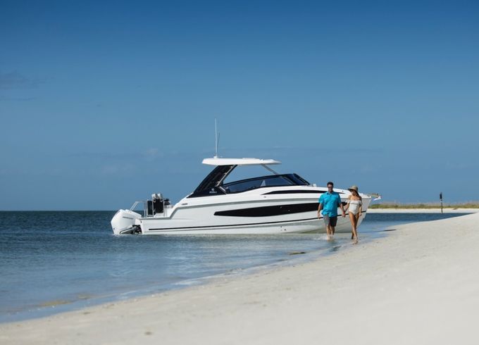 Aquila 32 Sport