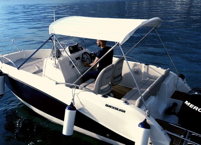 Quicksilver Activ 555 Open