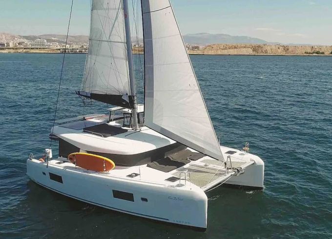 Lagoon 42