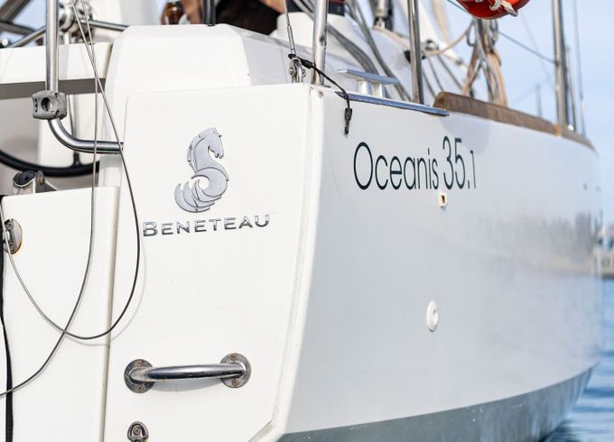 Bénéteau Oceanis 35.1