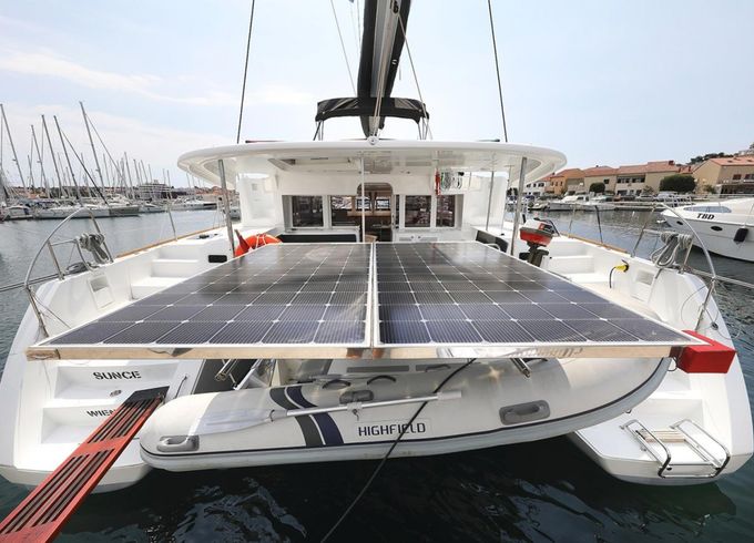 Lagoon 450 F