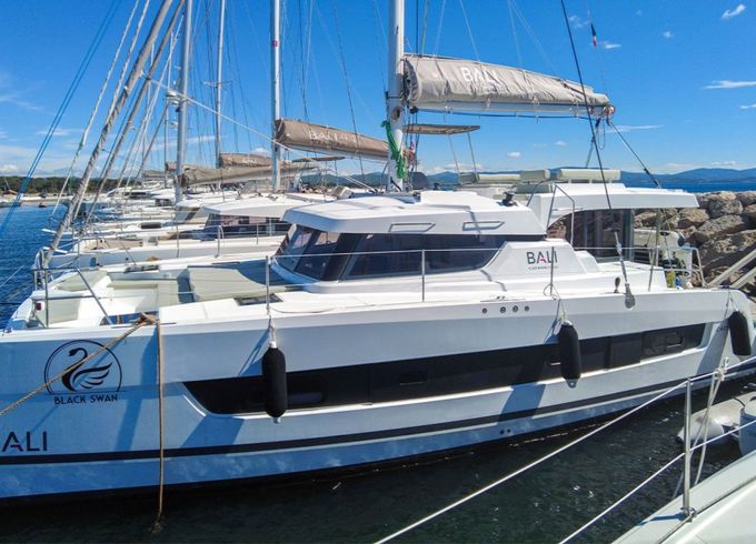 15 BALI CATSPACE