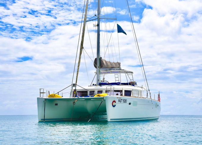 Lagoon KNOT 5280