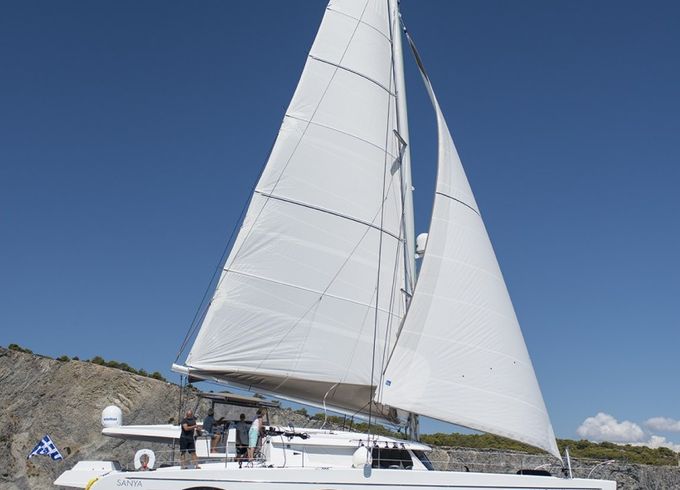 Fountaine Pajot HIGHJINKS
