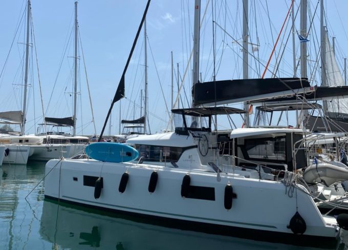Lagoon 42