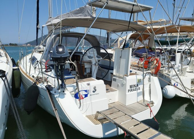 Bénéteau Oceanis 37