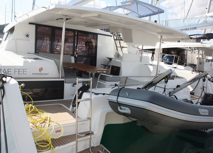 Fountaine Pajot Astrea 42