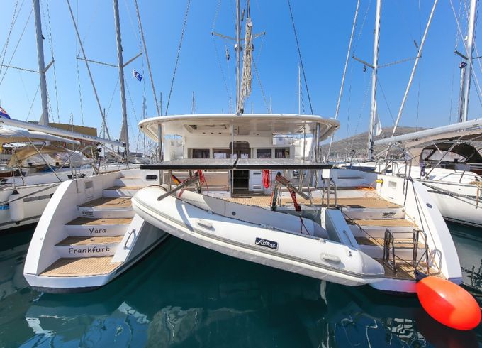 Lagoon 450 F