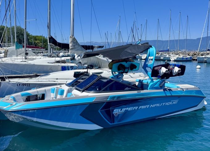 NAUTIQUE BOAT COMPANY SUPER AIR NAUTIQUE G23