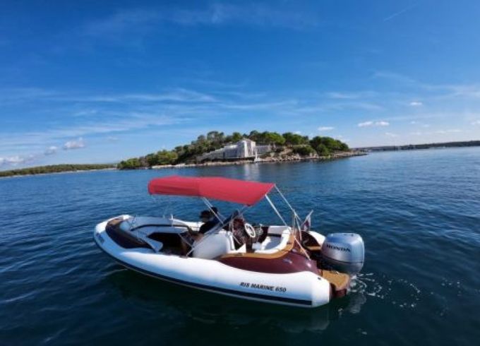 Ris Marine EXCLUSIVE 650