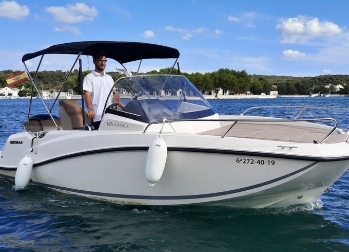 Quicksilver Activ 605 Open