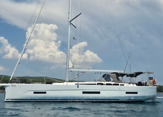 Dufour 530
