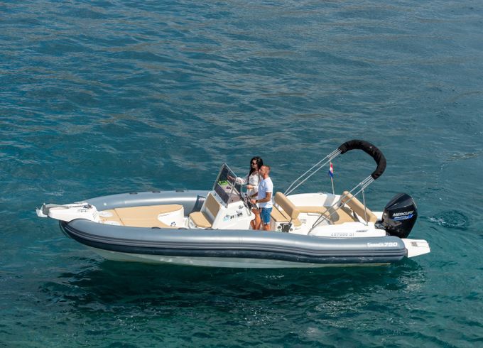 Marlin Boat MARLIN 790 DYNAMIC