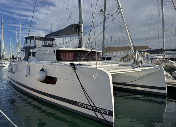 Fountaine Pajot Isla 40