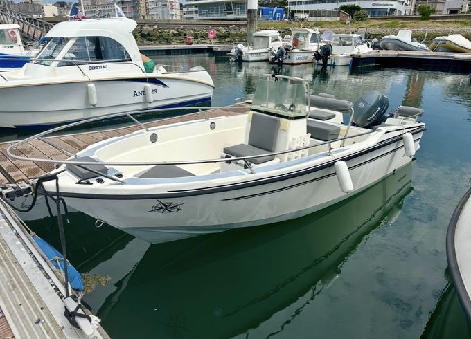 B2 Marine Cap Ferret 500