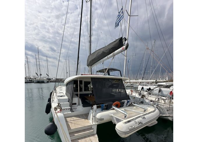 Lagoon 40