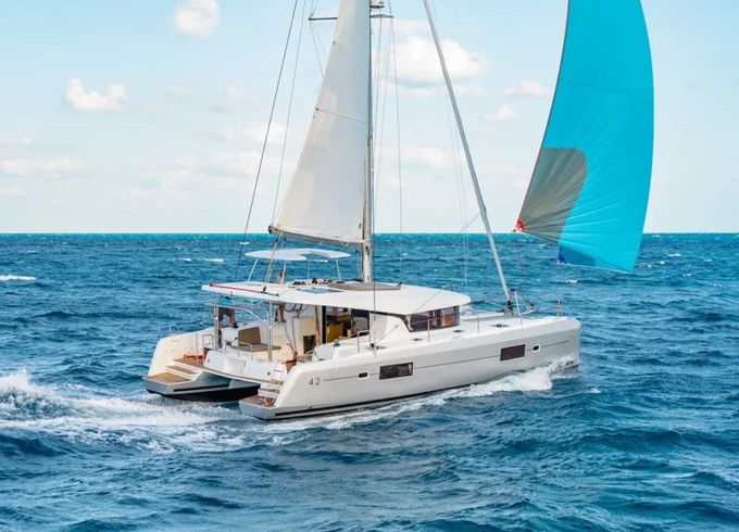 Lagoon 42