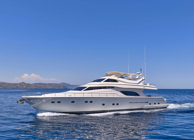 Ferretti APEΙRON BLUE