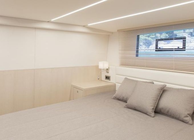 Med Yacht 52