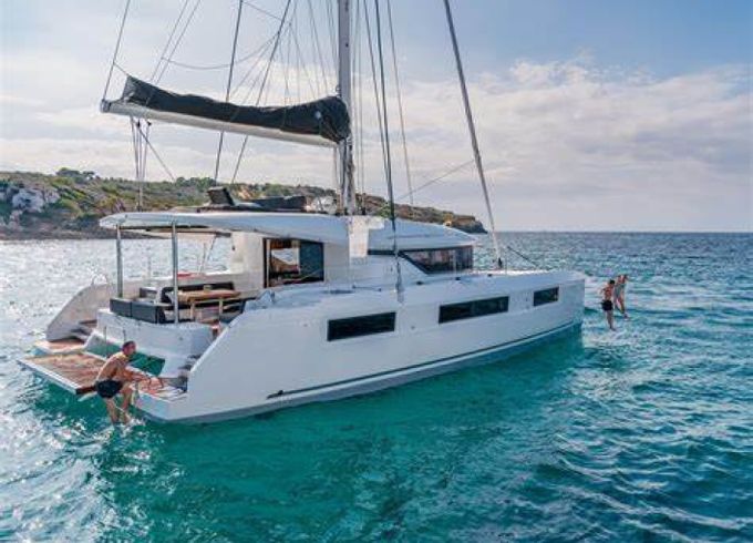 Lagoon 50