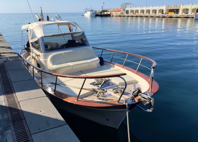 Fratelli Aprea Sorrento 7,50 Semi Cabinato