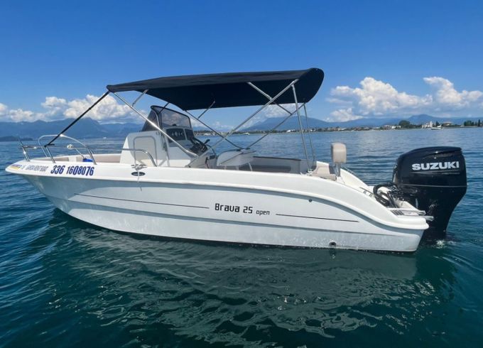 Mingolla Brava 25 Open