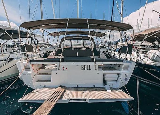 Dufour 470