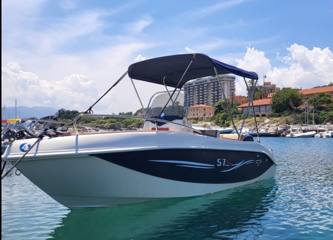 Trimarchi 57 S