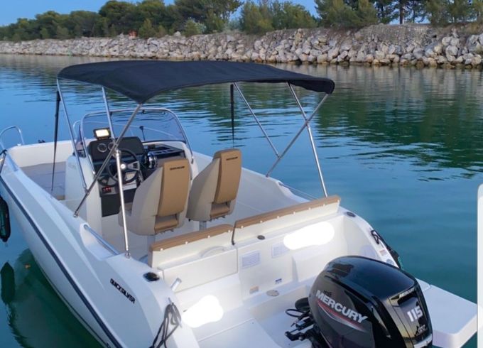 Quicksilver Activ 605 Open