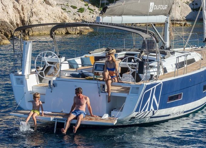 Dufour 530