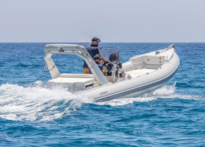 Motomarine Lambro 640