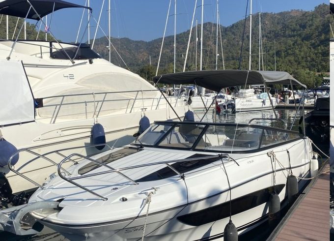Jeanneau Cap Camarat 7.5 DC
