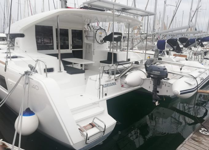Lagoon 40