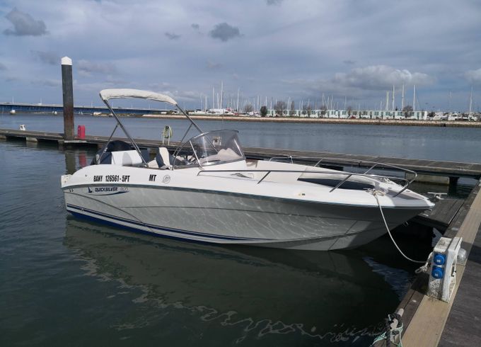Quicksilver 600 Commander