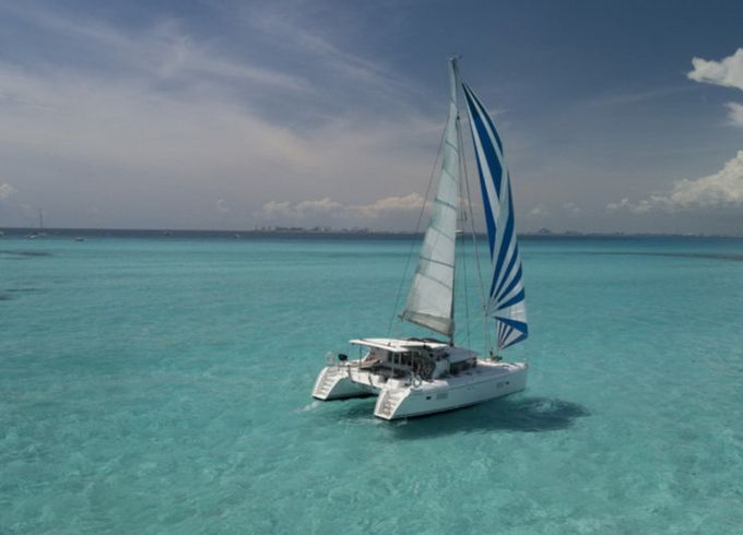 Lagoon 421