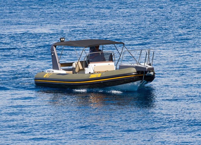 Rib 750