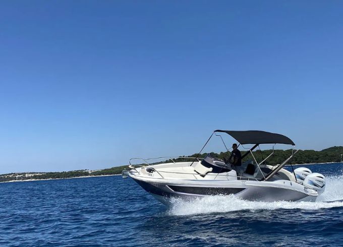 Sessa Marine Key Largo 27
